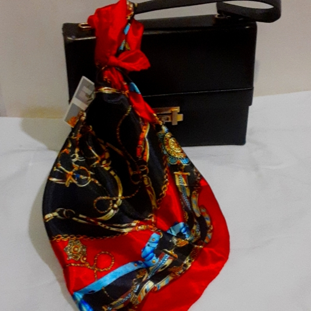 Kenneth Jones multi purpose scarves
